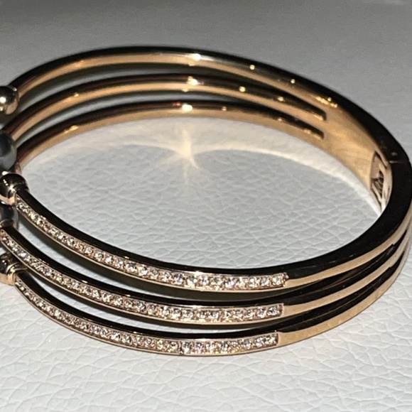 Bracelet - Picture 3 of 5